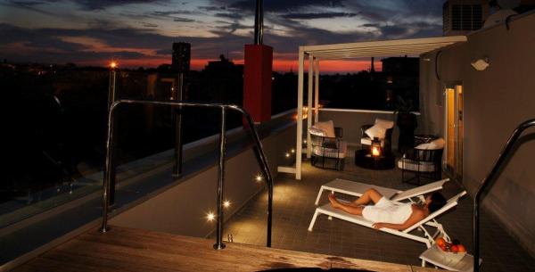 qhotel en offer-for-exclusive-entry-to-top-zone-with-aperitif-included 025