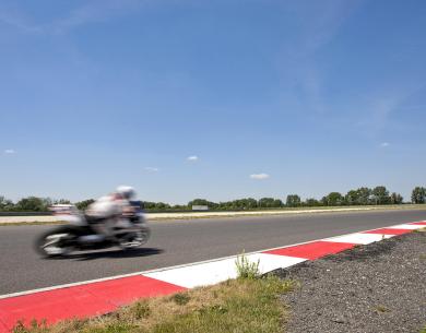qhotel it speciale-promozione-per-moto-gp-di-misano-in-hotel-3-stelle-superior-di-rimini 022