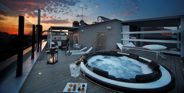 qhotel fr offre-nuit-rose-a-rimini-dans-un-boutique-hotel-3-etoiles-pres-de-la-mer 026
