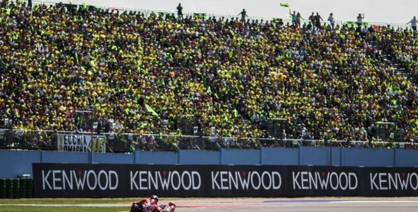 qhotel it speciale-promozione-per-moto-gp-di-misano-in-hotel-3-stelle-superior-di-rimini 018