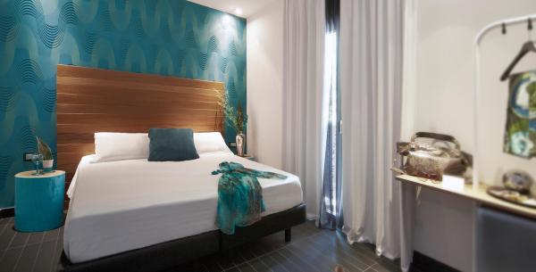 qhotel en easter-offer-rimini-in-boutique-design-hotel-with-spa 024